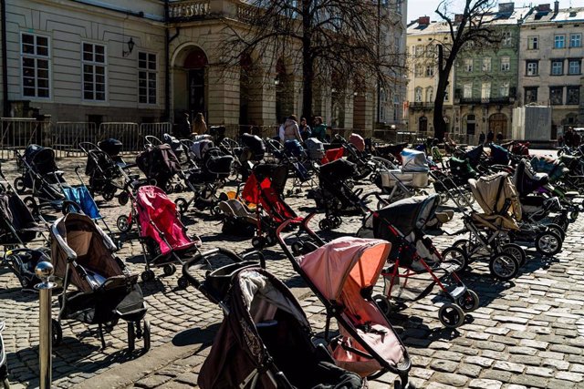 Tribute in Lviv to the children who died in the Ukrainian war 