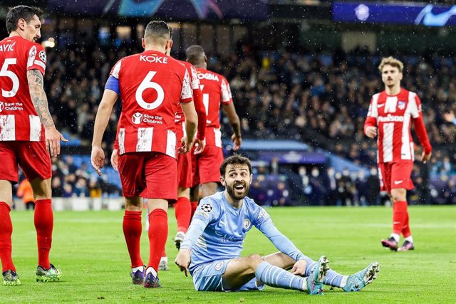 Manchester City player Bernardo Silva (20) during the first leg of the 2021-2022 Champions League quarterfinal, against Atlñetico de Madrid, at the Etihad Stadium.